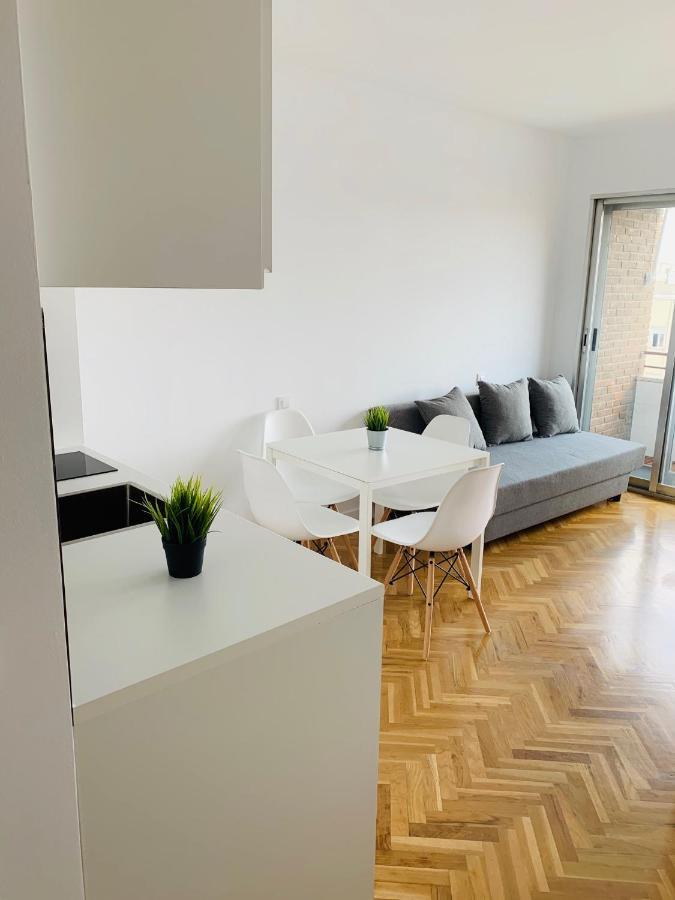 شقة Pisos Con Piscina Barrio Exclusivo-Wizinkcenter Alquiler Temporada مدريد المظهر الخارجي الصورة