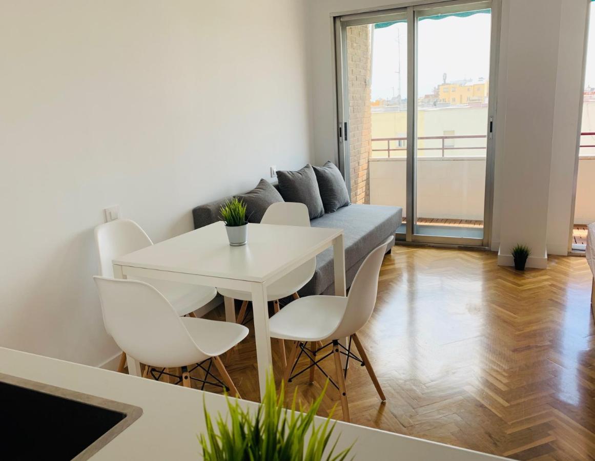 شقة Pisos Con Piscina Barrio Exclusivo-Wizinkcenter Alquiler Temporada مدريد المظهر الخارجي الصورة