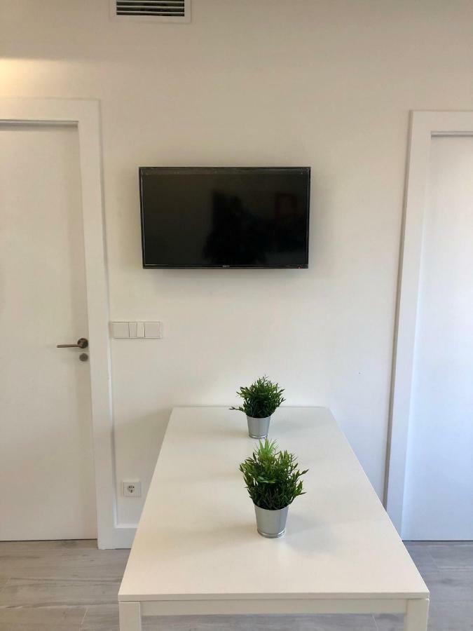 شقة Pisos Con Piscina Barrio Exclusivo-Wizinkcenter Alquiler Temporada مدريد المظهر الخارجي الصورة