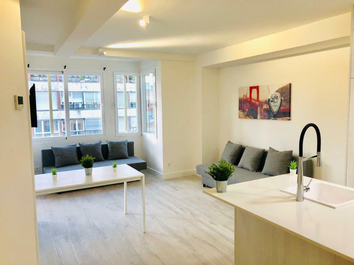 شقة Pisos Con Piscina Barrio Exclusivo-Wizinkcenter Alquiler Temporada مدريد المظهر الخارجي الصورة